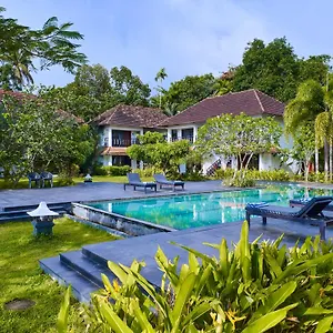 Resort Deshadan Backwater - The Sunrise View, Alappuzha
